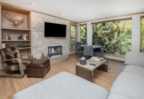 Gateway Plaza R4 Condo